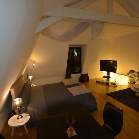 Maison D'Hotes Les Coudreaux Rueil-Malmaison Εξωτερικό φωτογραφία