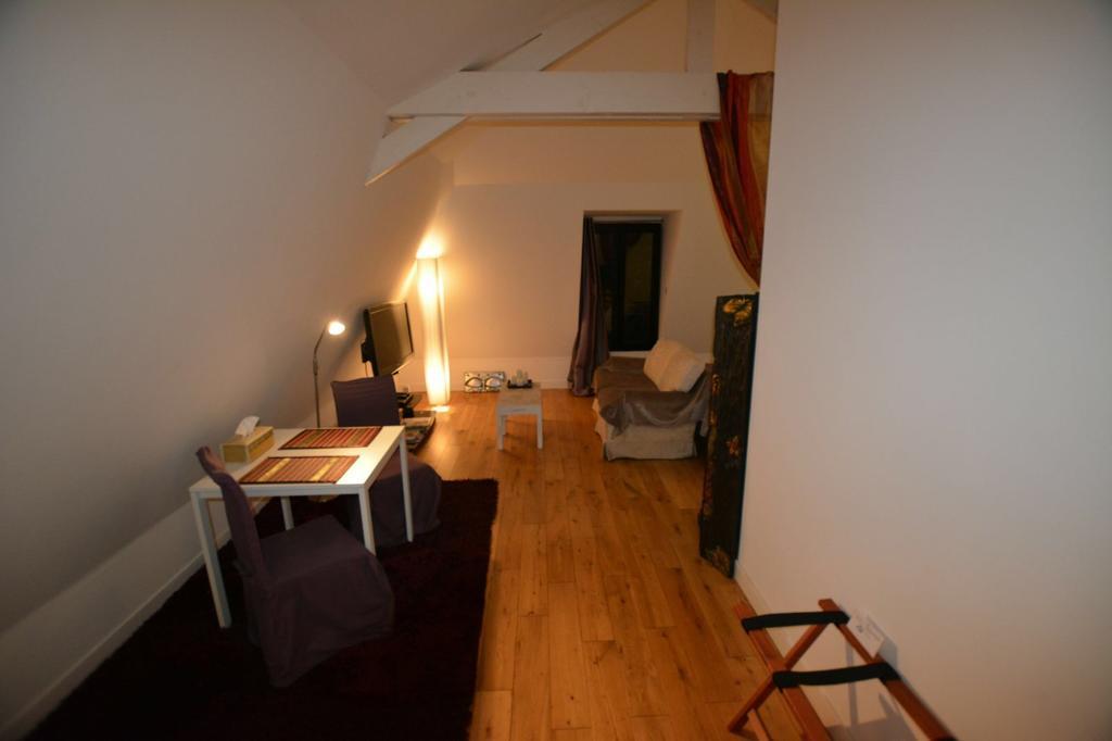 Maison D'Hotes Les Coudreaux Rueil-Malmaison Εξωτερικό φωτογραφία