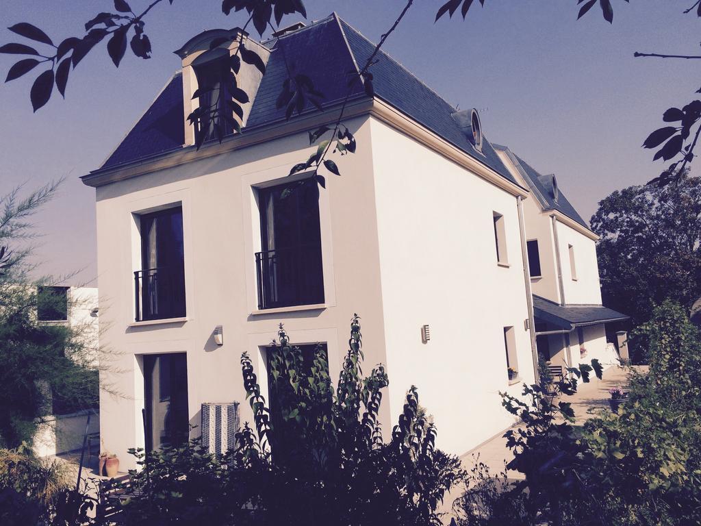 Maison D'Hotes Les Coudreaux Rueil-Malmaison Εξωτερικό φωτογραφία