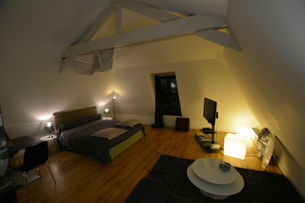 Maison D'Hotes Les Coudreaux Rueil-Malmaison Εξωτερικό φωτογραφία